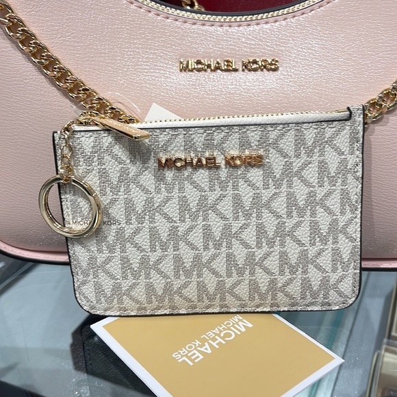 MICHAEL KORS JET SET TRAVEL SMALL TOP ZIP COINPOUCH WITH ID CARD VANILLA 
NWT - Picture 8 of 16